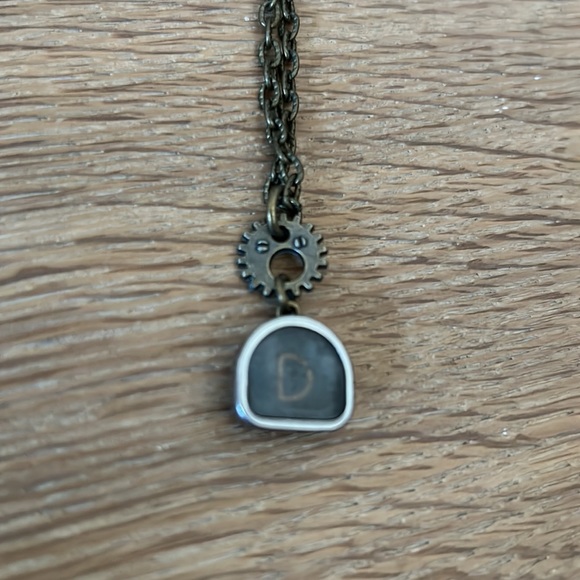 Typewriter key “D” initial Necklace antique typewriter D - Picture 2 of 3